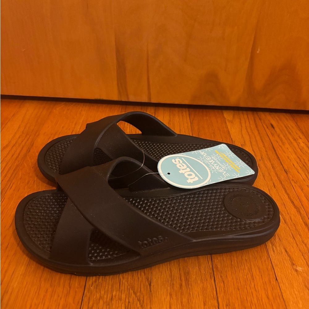 Totes Women's Black Sandals Size 8 NWT
